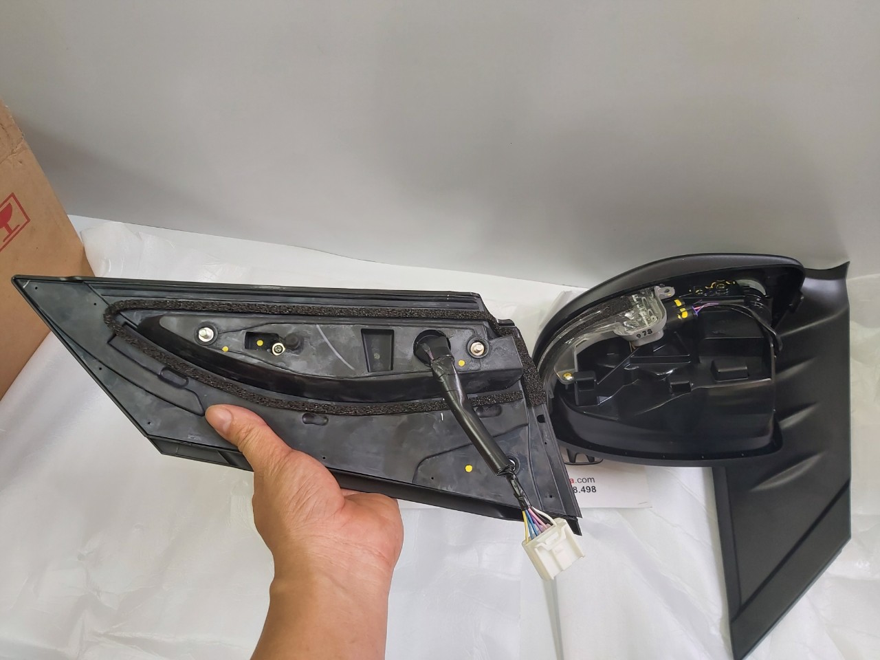 Gương chiếu hậu bên phụ xe Honda Brio